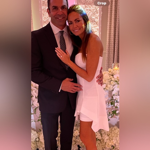 Cinq à Sept Devon White Strapless Dress - Picture 4 of 6